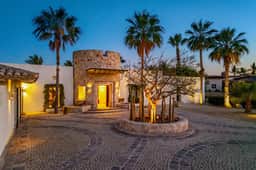 Casa Piedra Pedregal