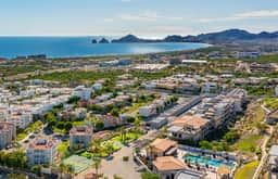 Luxe 2BR Condo Gated Community Top Amenities