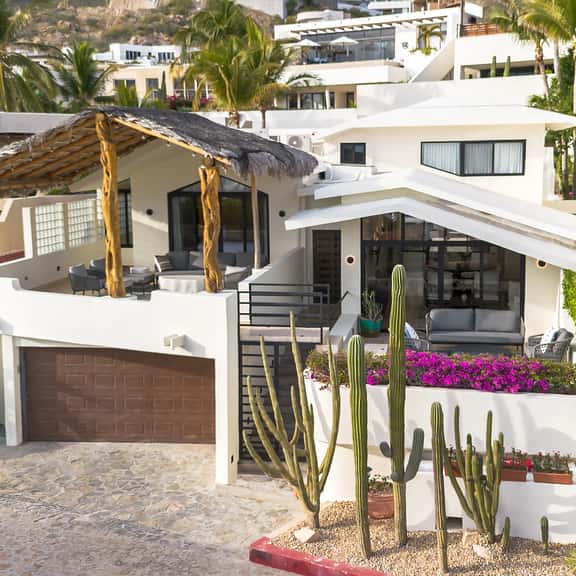 Casa Tres Palmas - Image 1