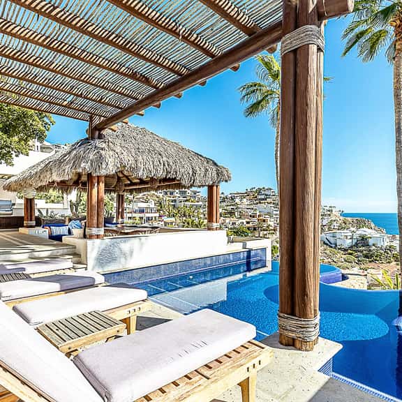 Panoramic Sea Breeze Villa in Pedregal - Image 1